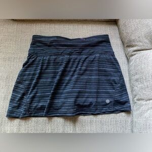 Athleta Women's Skort Relay Striped Grey 919174 Athletic Gym Workout size S